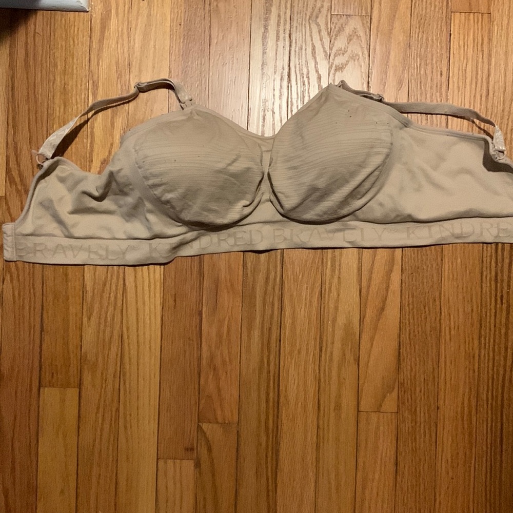 Kindred Bravely nude pumping/nursing bra